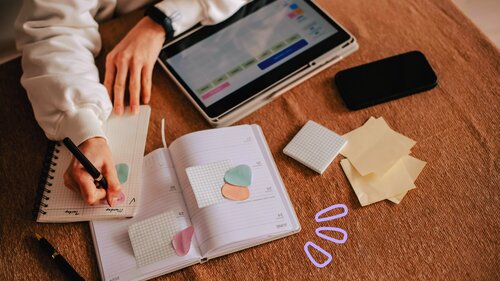 What Are the Best Jane App Alternatives?'s cover